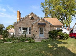 908 Newbury St, Ripon, WI 54971