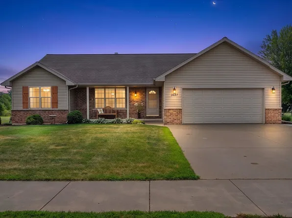3487 Chatsworth Dr, Green Bay, WI 54313