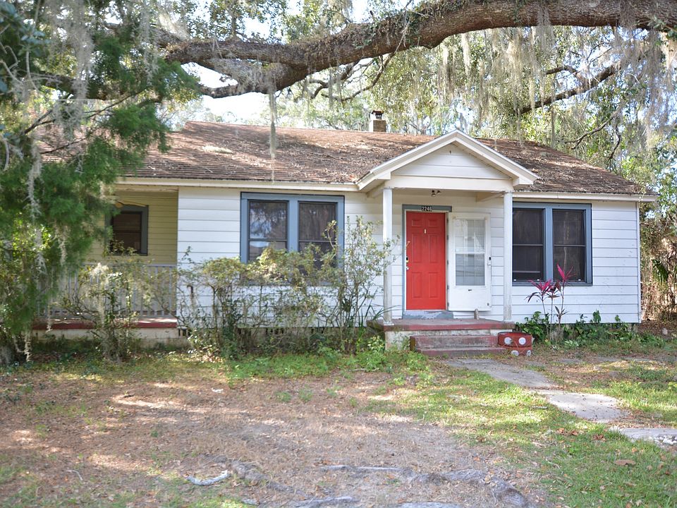 1st image of 2246 SE 3rd Ave