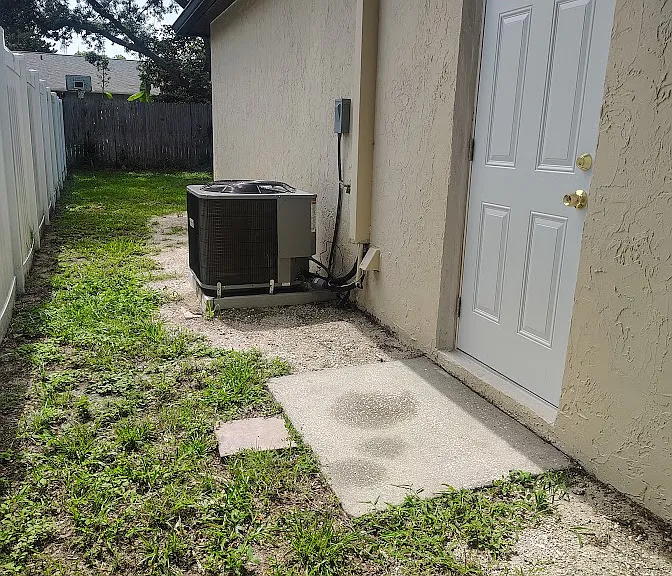 4617 Uzzle Way — Photo 8