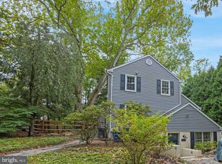 2110 Darby Creek Rd, Havertown, PA 19083