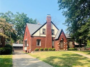 19570 S Sagamore Rd, Fairview Park, OH 44126