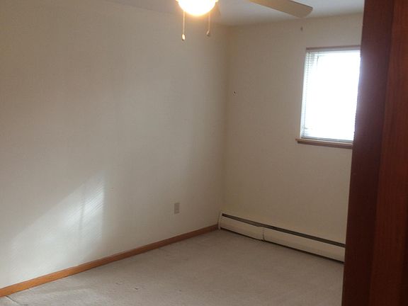 5th image of 767 Wehrle Dr APT 3