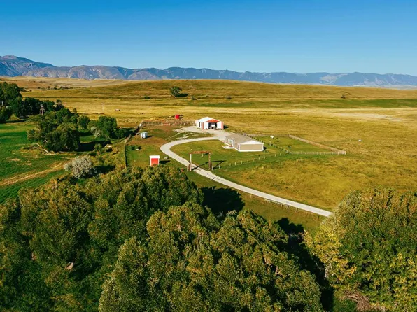 29 Meade Creek Rd, Sheridan, WY 82801
