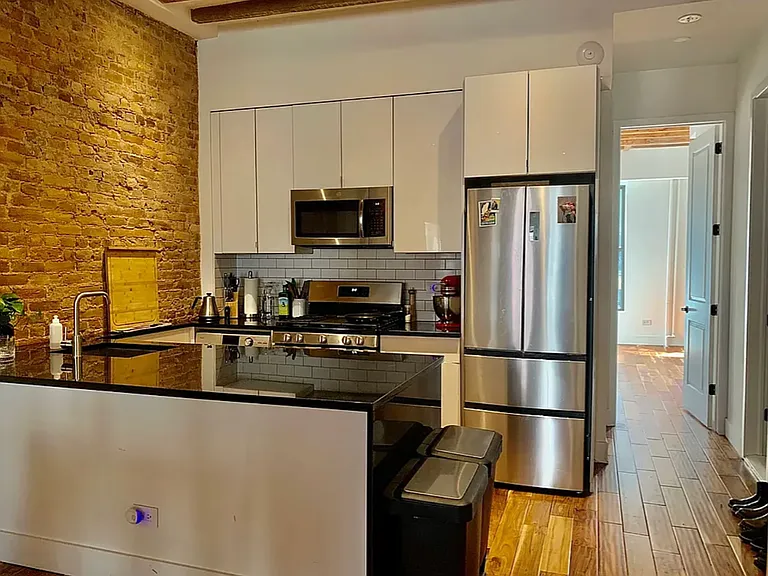 572 Atlantic Ave #3L — Photo 4
