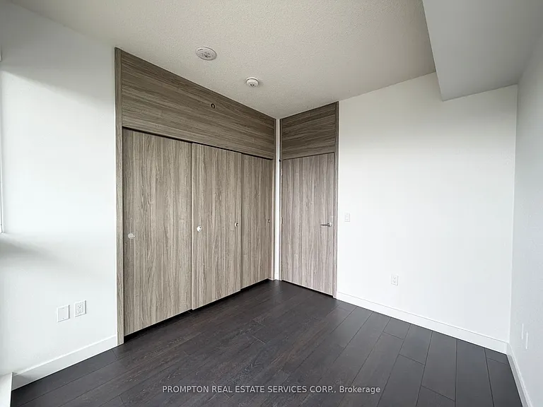 75 Billes Hts #1902 — Photo 33