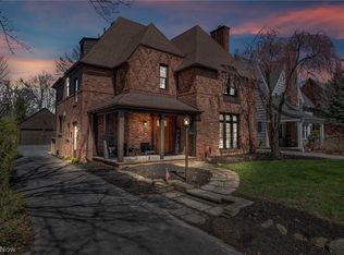 17409 Fernway Rd, Shaker Heights, OH 44120
