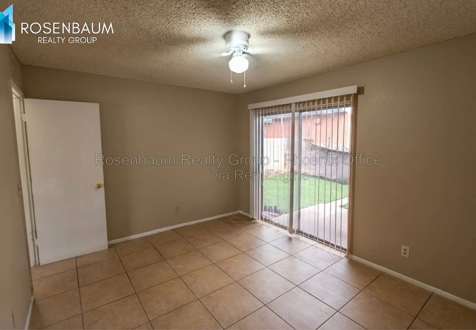 2 bed, 1.0 bath, 840 sqft, $1,299 — Photo 2