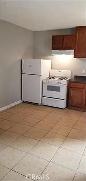 1 bed, 800 sqft, $1,750 — Photo 3