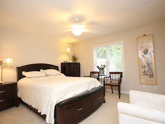 5th image of 2035 Lewis Turner Blvd Unit A