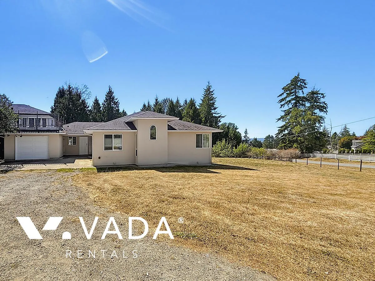 19506 3A Avenue Surrey — Photo 2