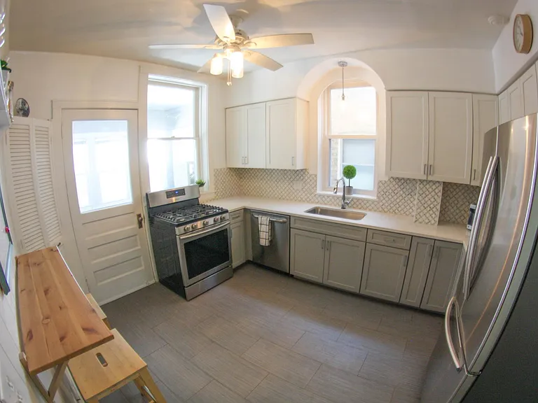 6937 N Hamilton Ave #1 — Photo 10