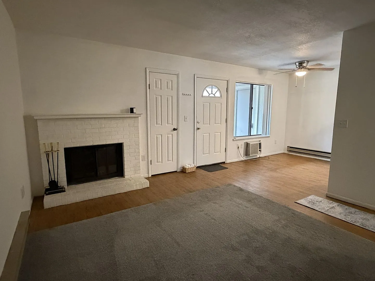 Bright 2-Bedroom Condo Ready for Move-In — Photo 2