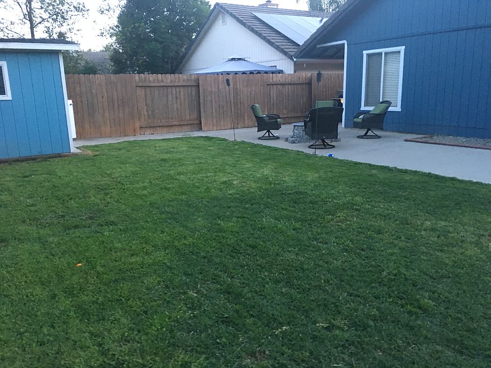 2nd image of 599 Tharp Rd