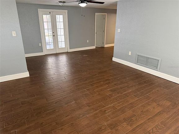 2nd image of 10010 Regency Park Blvd