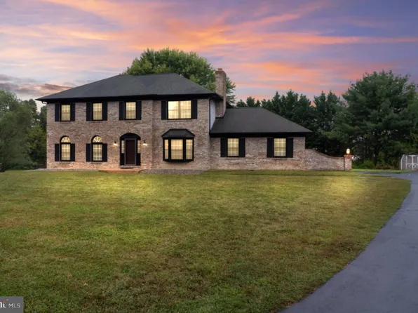 4 Mimi Ct, Bear, DE 19701