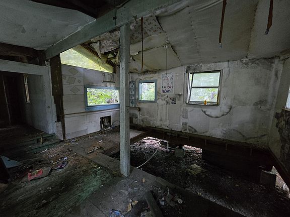 5th image of 967 & 1141 Shop Rd