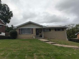 150 Yosemite Dr, Pittsburgh, PA 15235