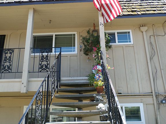 2nd image of 2421 Country Club Blvd APT 25