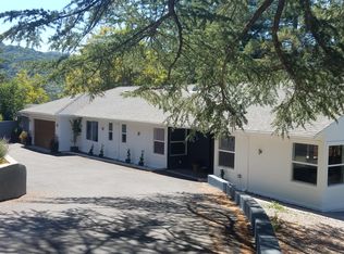 8 Owl Hill Rd, Orinda, CA 94563