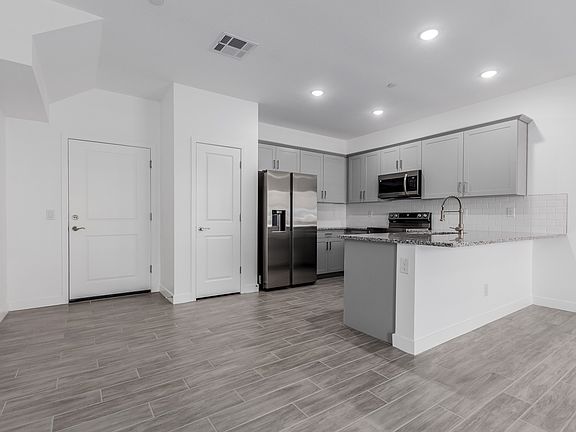 4th image of 1318 S 105th Pl #129