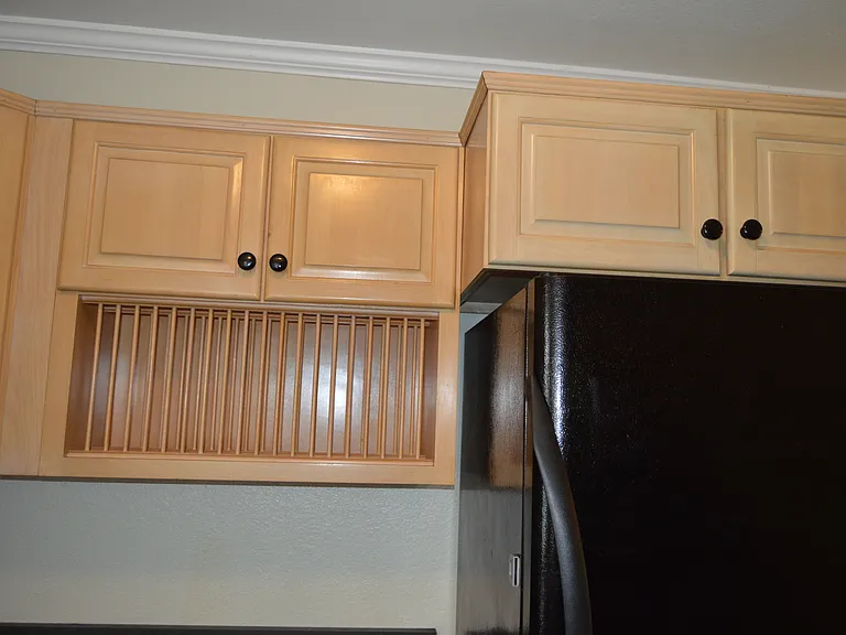 2045 W Packard Ave — Photo 4
