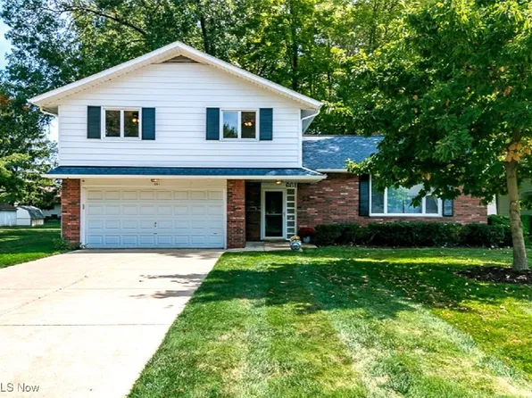 681 Jefferson Dr, Highland Heights, OH 44143