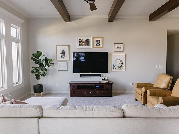 5th image of 1005 W 46th Street Pl