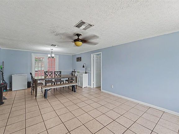 5th image of 9342 NORTHCLIFFE BOULEVARD