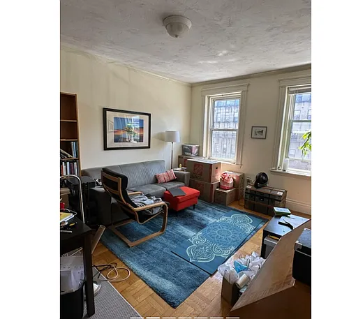 28 Queensberry St #7 Photo 1