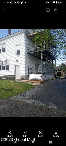 4th image of 7 Satterlee Lane