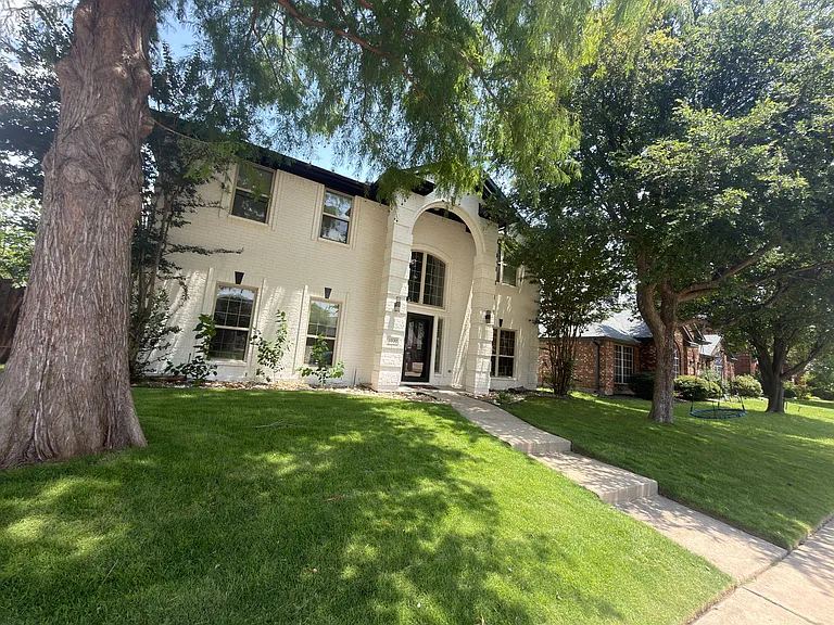 1332 Marwood Dr — Photo 3