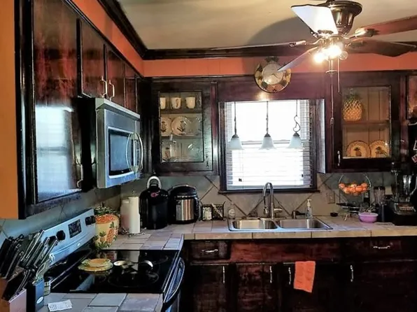 153 Alpine Rd, Swansea, SC 29160