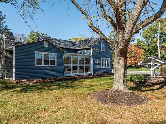 2nd image of 7026 Sunbury Rd