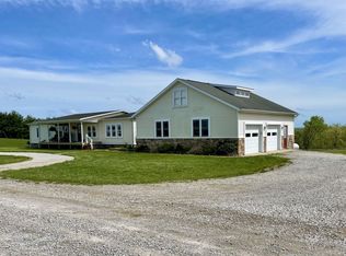 685 Mobley Rd, Patriot, OH 45658