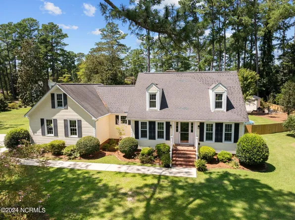 401 W Wilson Creek Drive, Trent Woods, NC 28562
