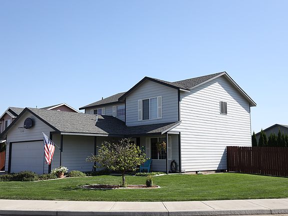 3rd image of 8016 Redonda Dr