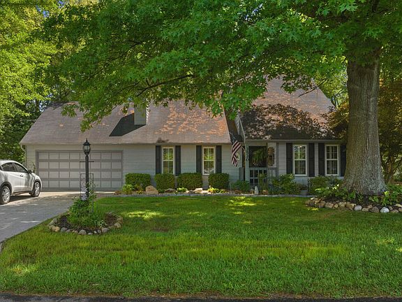4th image of 3530 Saint Andrews Dr