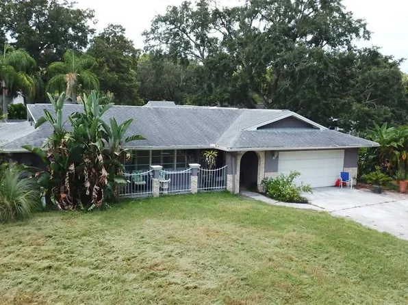 13721 Westshire Dr, Tampa, FL 33618