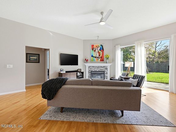3rd image of 4512 S PENNYCRESS Place