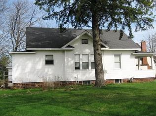 110 W Madison St, Dodgeville, WI 53533