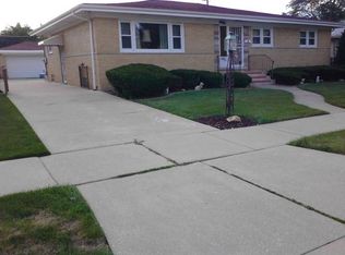 2822 Buckingham Ave, Westchester, IL 60154