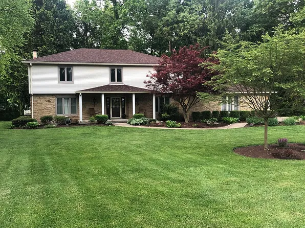 530 W Krislynn Woods Ave, West Terre Haute, IN 47885