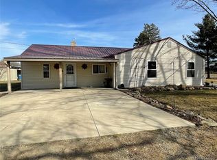 10455 Braden Rd, Byron, MI 48418