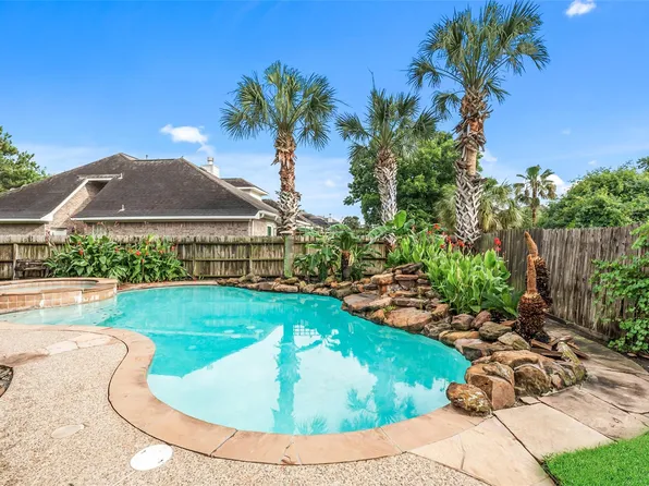 11503 Stoney Falls Dr, Houston, TX 77095