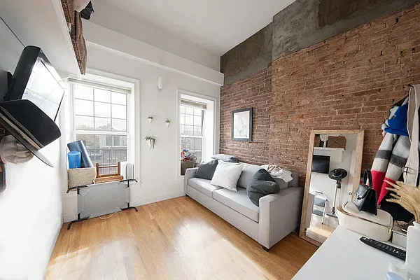 Rented by Corcoran | media 2
