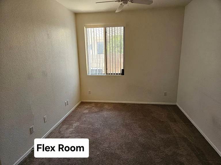 890 E Kyle Ct — Photo 19