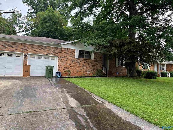 2nd image of 3412 Tall Timbers Cir NW