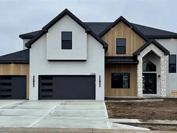 4749 NW Sienna Rdg, Riverside, MO 64150