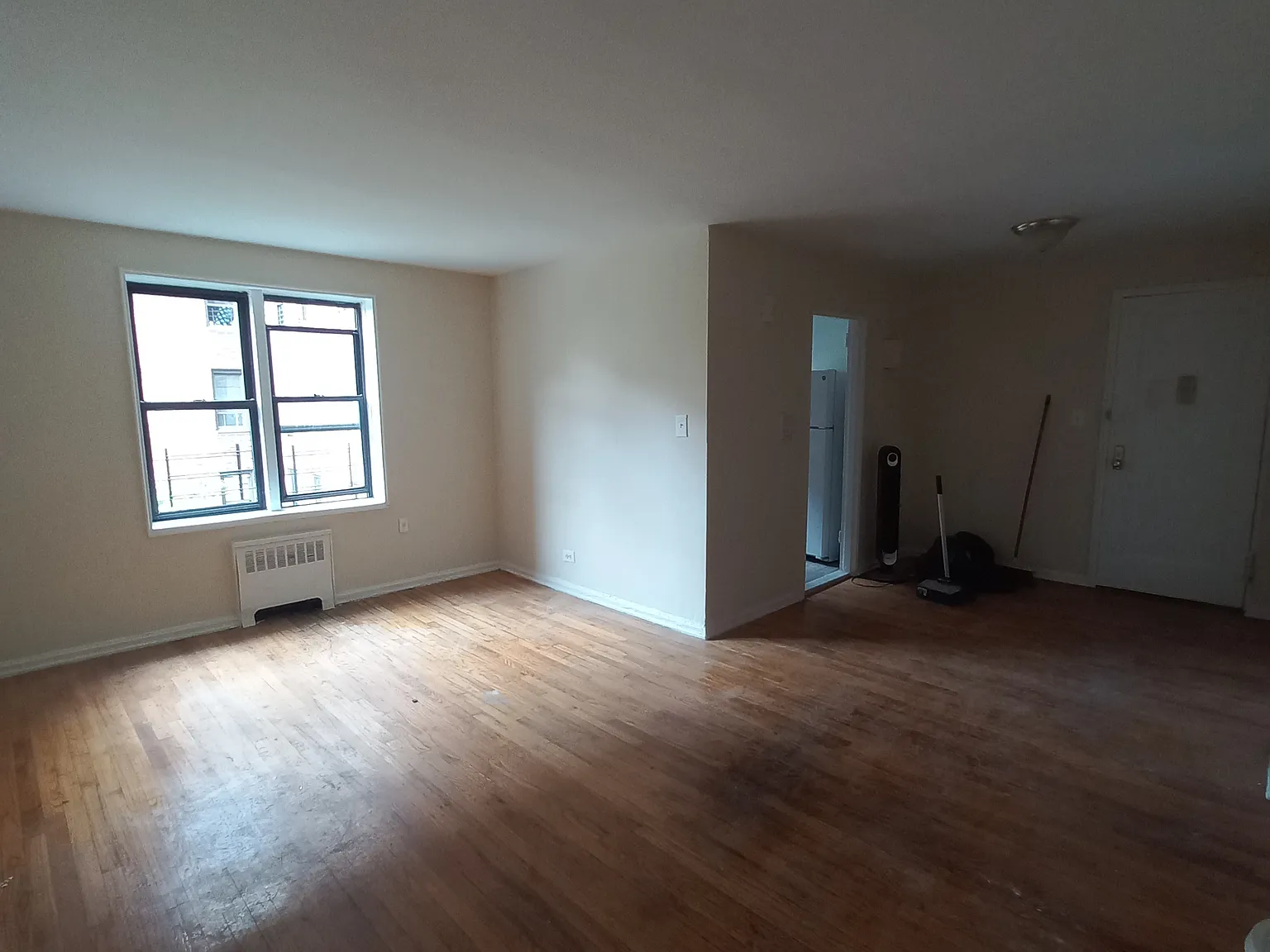1 bed, 775 sqft, $2,350 — Photo 2